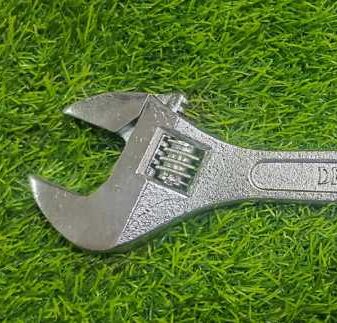 TorqueMaster Adjustable Wrench